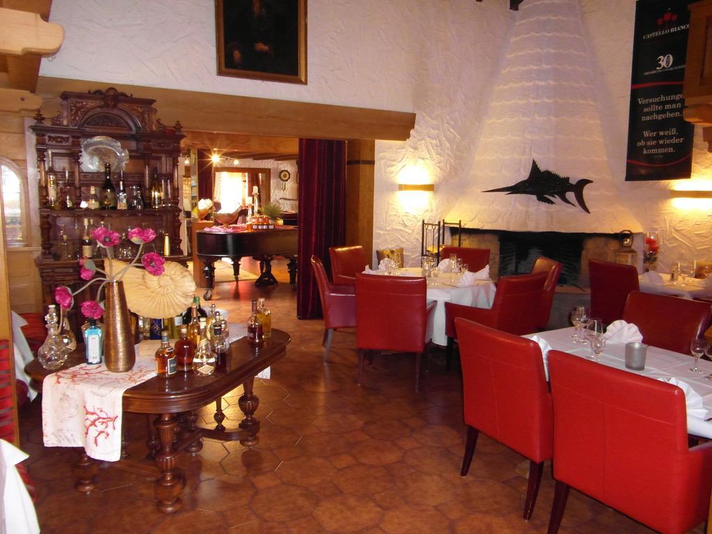 Castello Bianco Hotel Wadern Luaran gambar