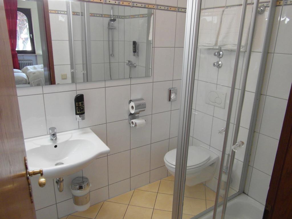 Castello Bianco Hotel Wadern Luaran gambar
