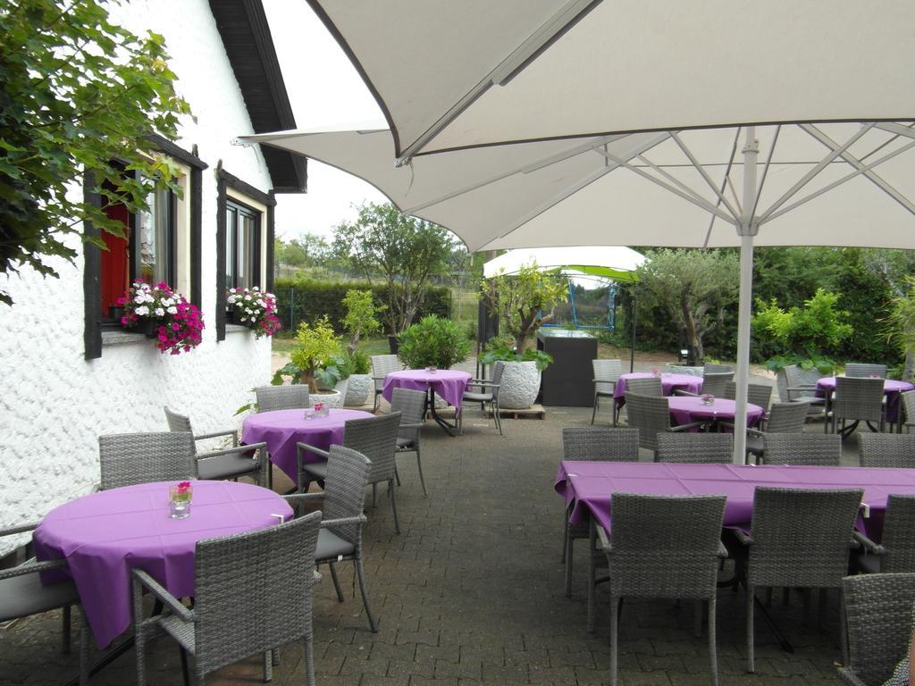 Castello Bianco Hotel Wadern Luaran gambar